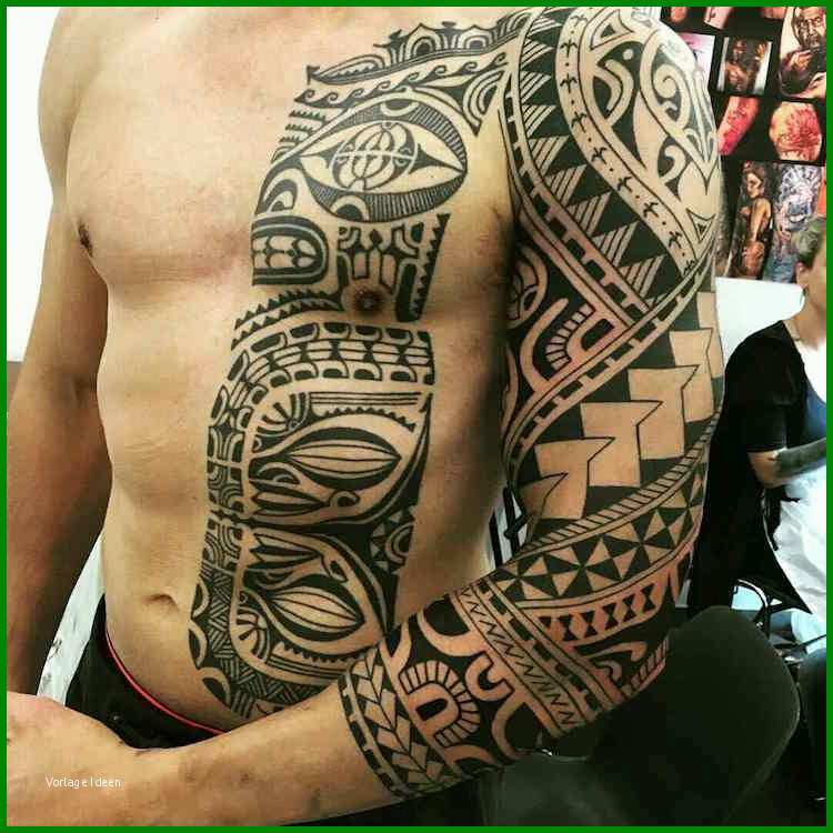 Spektakulär 37 Oberarm Tattoo Ideen Für Männer Maori Und Tribal 279352